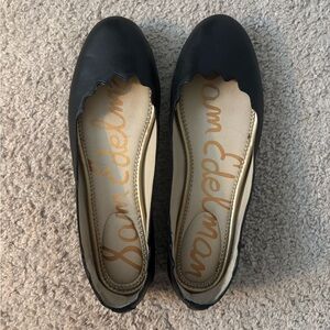 Sam Edelman Black Scalloped Flats